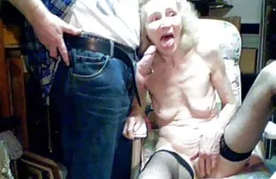 XXX आश्चर्यकारक तरुण तरूणी मांजर Masturbates