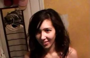 XXX मैत्रीण भ्रष्टाचारी कर्करोग आणि fucked तिच्या पुच्ची