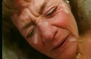 XXX Fucks redhead चिक तिच्या रेकॉर्डिंग घरी स्त्री पुरुष समागम