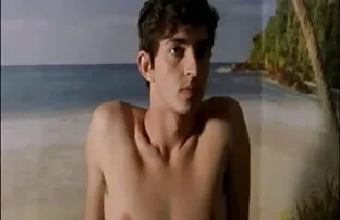 XXX The mulatto मध्ये टॅटू Fucks खडबडीत मोठा माणूस