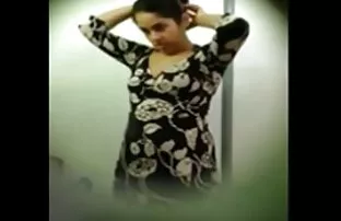 XXX कामुक वागणे कॅमेरा पूर्णपणे नग्न