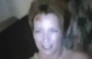 XXX अगं fucked रशियन कुत्री दोन धूम्रपान बॅरल्स
