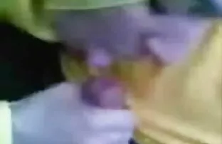 XXX वांगण घातलेला चिक सह तेल आणि लागवड तिच्या पुच्ची लंड