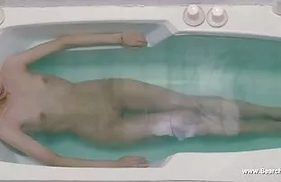 XXX मुलगी टॅक्सी चालक fucked एक नीग्रो यासाठी अपशब्द कार