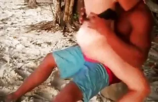 XXX तोंडी स्त्री पुरुष समागम दोन तरुण आणि एक घिसाडघाईने केलेली गोष्ट