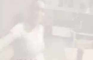 XXX स्नायुंचा भपकेबाज मनुष्य बूड मध्ये fucked गोड सौंदर्य