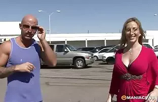 XXX हॉटी सह उत्तम माणूस मध्ये fucked cunt मजबूत मोठा माणूस